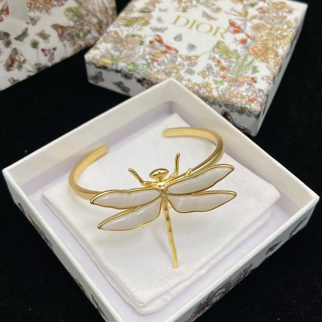 DI0R トンボ マザーオブパール ブレスレット【50%割引+送料無料】