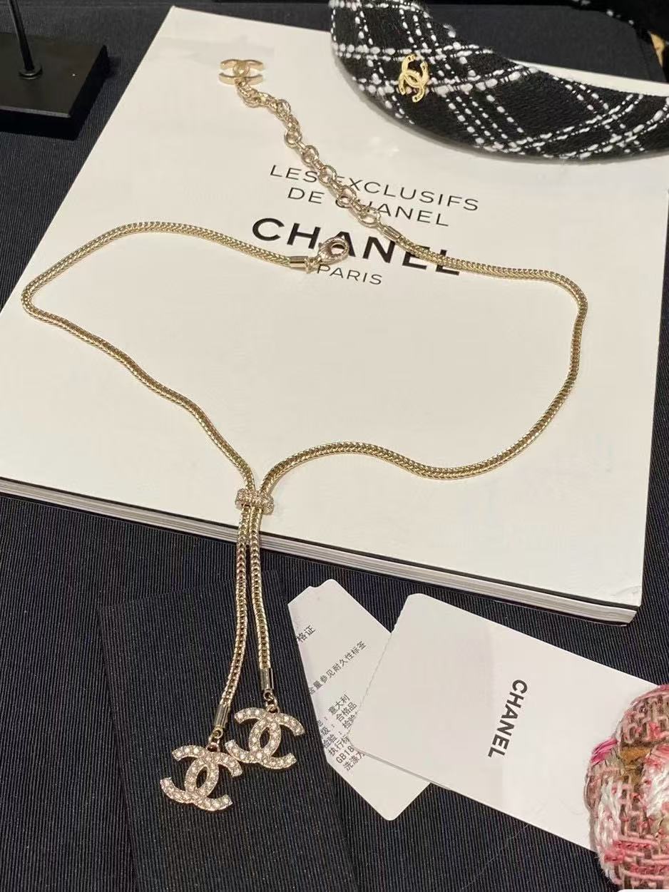 CHANE1 24K スネークボーン ダブル C タッセル ネックレス【50％割引+送料無料】