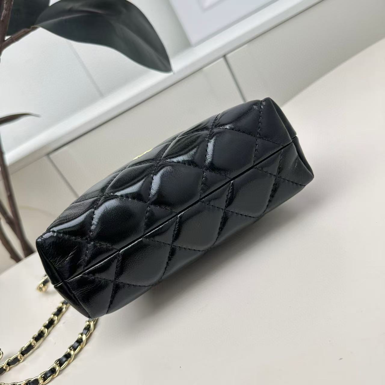 CHANE1 24A チェーンハンドバッグ【50％割引+送料無料】