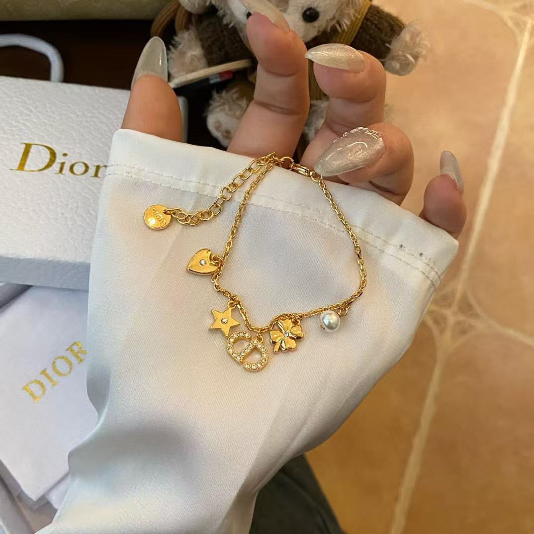 DI0R ダイヤモンド CD ブレスレット【50％割引+送料無料】