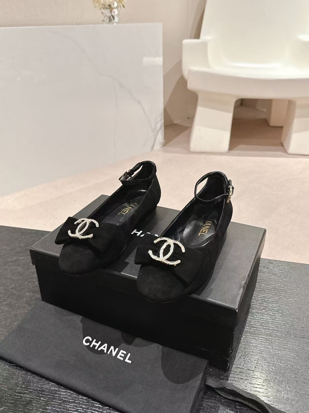 CHANE1 高品質スエードフラットシューズ【50％割引+送料無料】