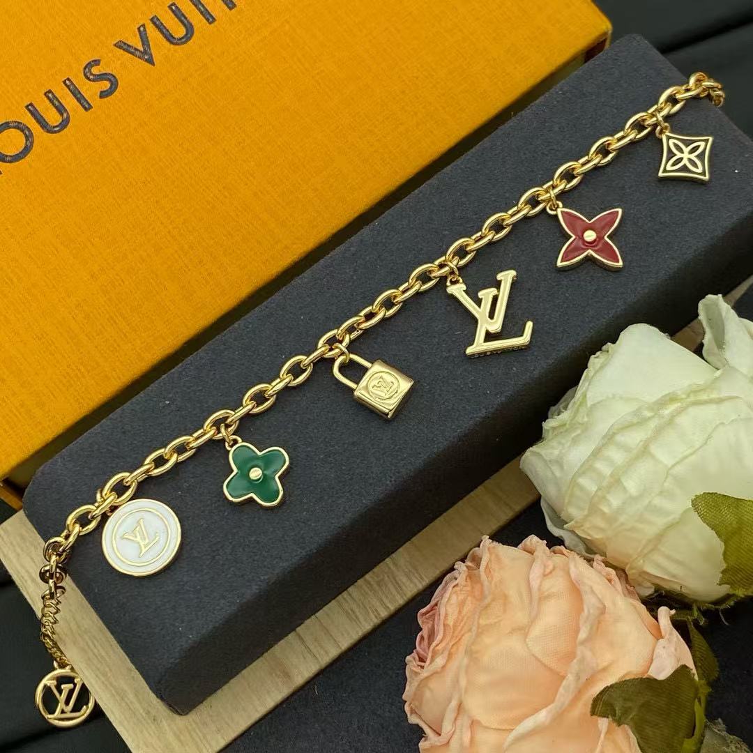 LV 四つ葉のクローバー ブレスレット【50％割引+送料無料】
