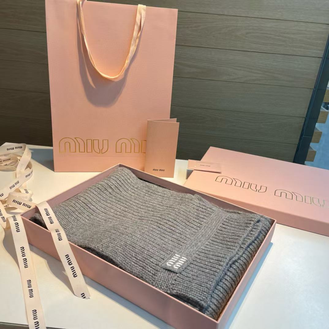 M1UM1U シンプルレターウールスカーフ【50％割引+送料無料】