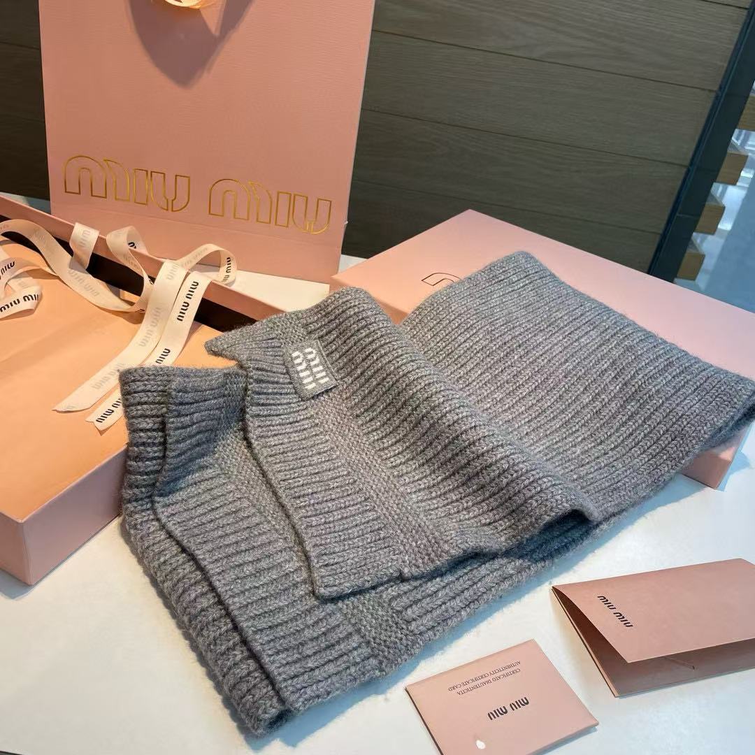 M1UM1U シンプルレターウールスカーフ【50％割引+送料無料】