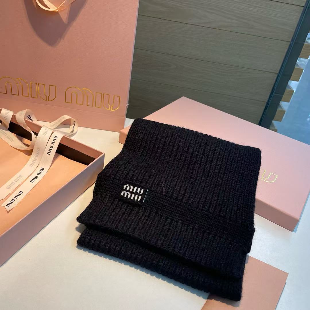 M1UM1U シンプルレターウールスカーフ【50％割引+送料無料】