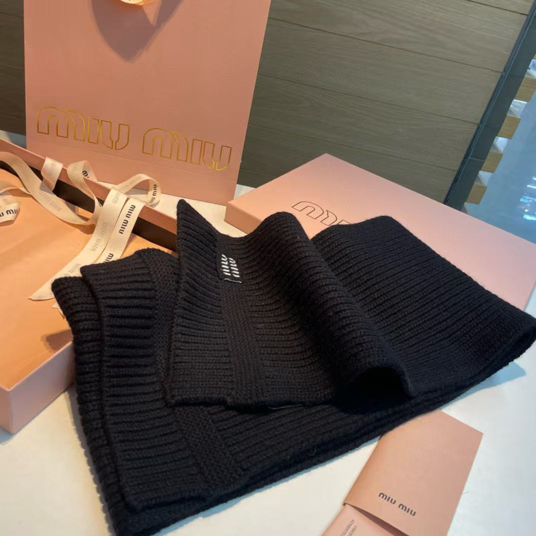 M1UM1U シンプルレターウールスカーフ【50％割引+送料無料】