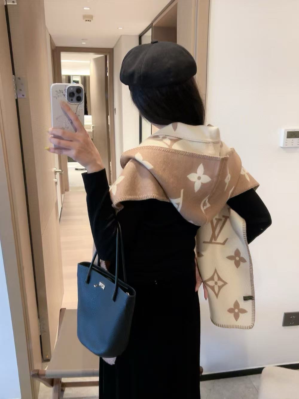 LV フード付きカシミヤスカーフ【50％割引+送料無料】