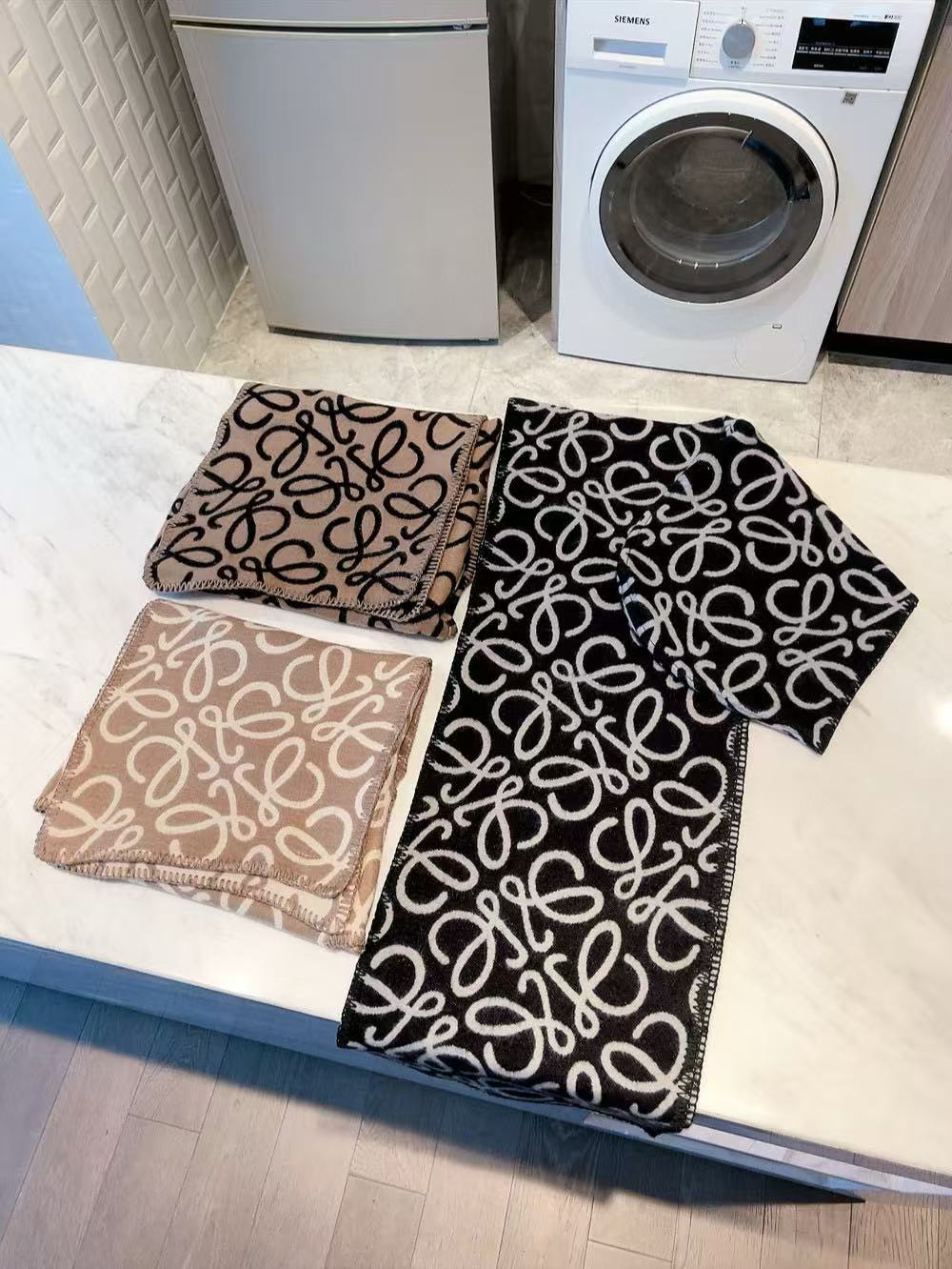 L0WEW カシミアスカーフ【50%割引+送料無料】