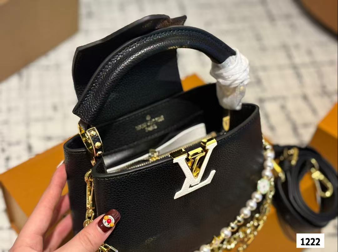 LV レザー チェーン パール ハンドバッグ【50％割引+送料無料】