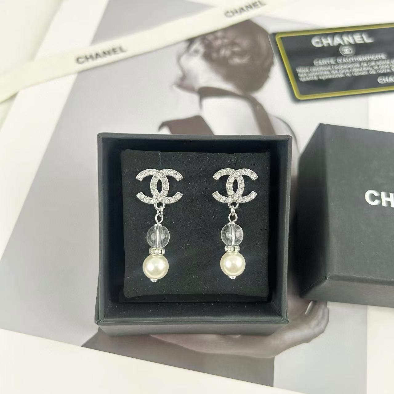 CHANE1 ダブルC フルダイヤモンドパールピアス【50％割引+送料無料】