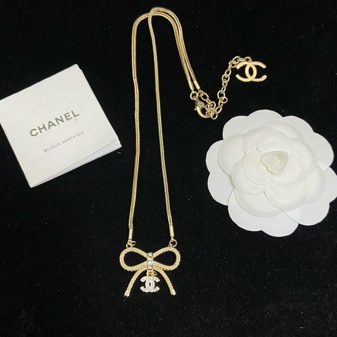 CHANE1 ボウ ダブル C ロゴ ネックレス【50％割引+送料無料】