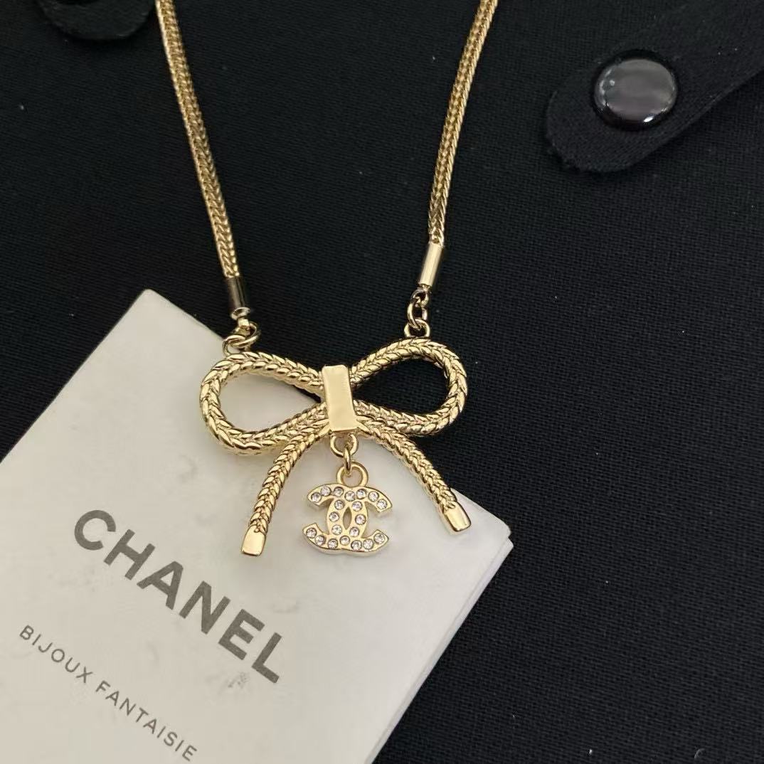 CHANE1 ボウ ダブル C ロゴ ネックレス【50％割引+送料無料】