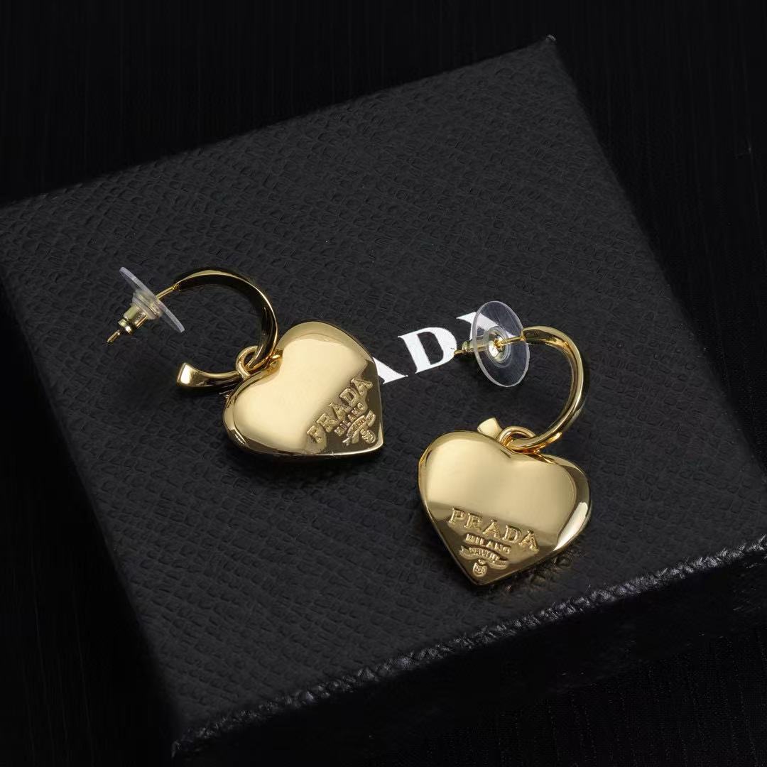PR4DA ハートレターピアス【50％割引+送料無料】