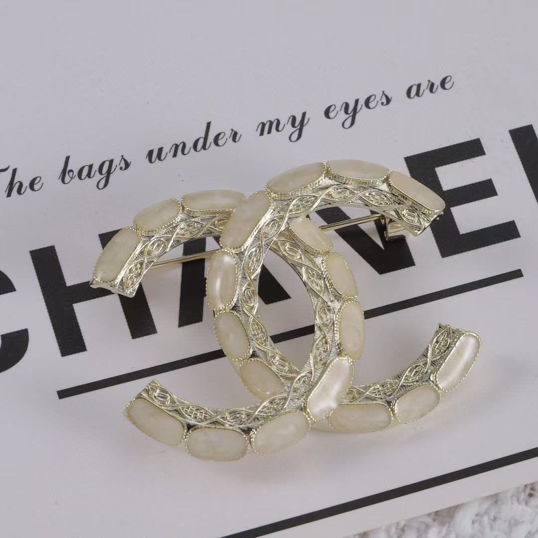 CHANE1 ダブルCロゴブローチ【50％割引+送料無料】