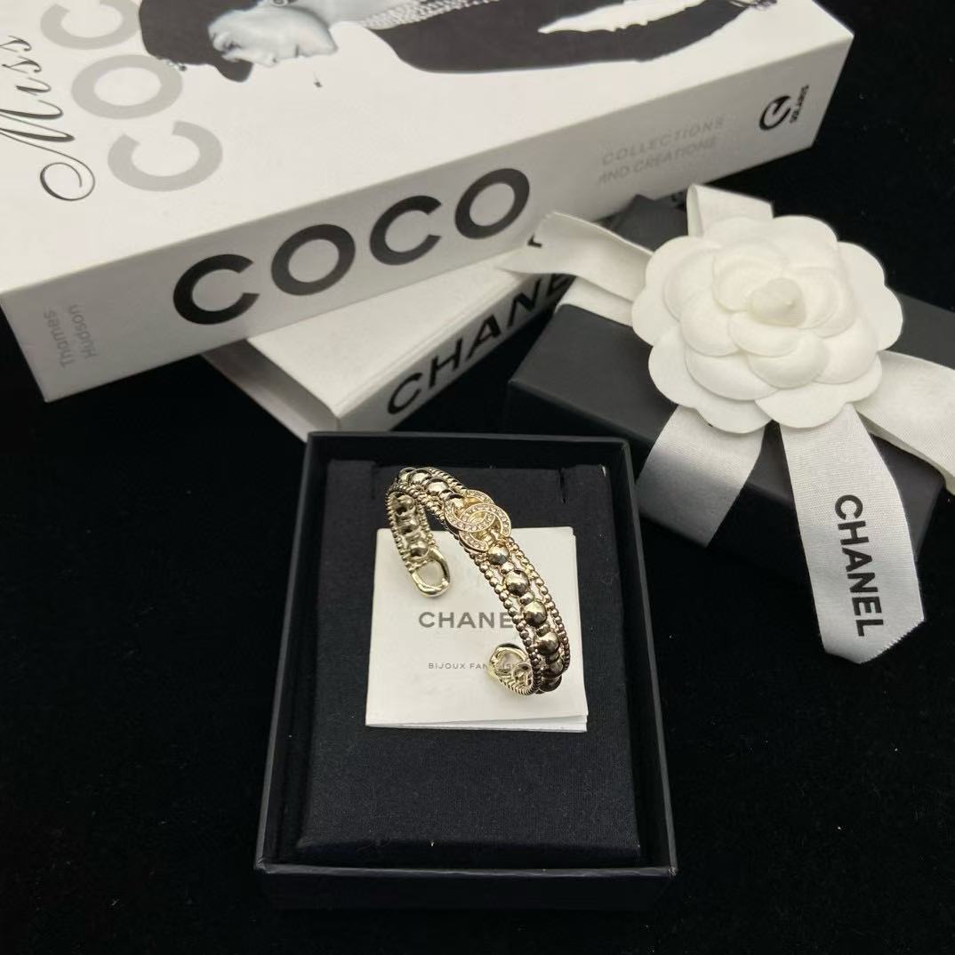 CHANE1 ダブルCロゴブレスレット【50％割引+送料無料】