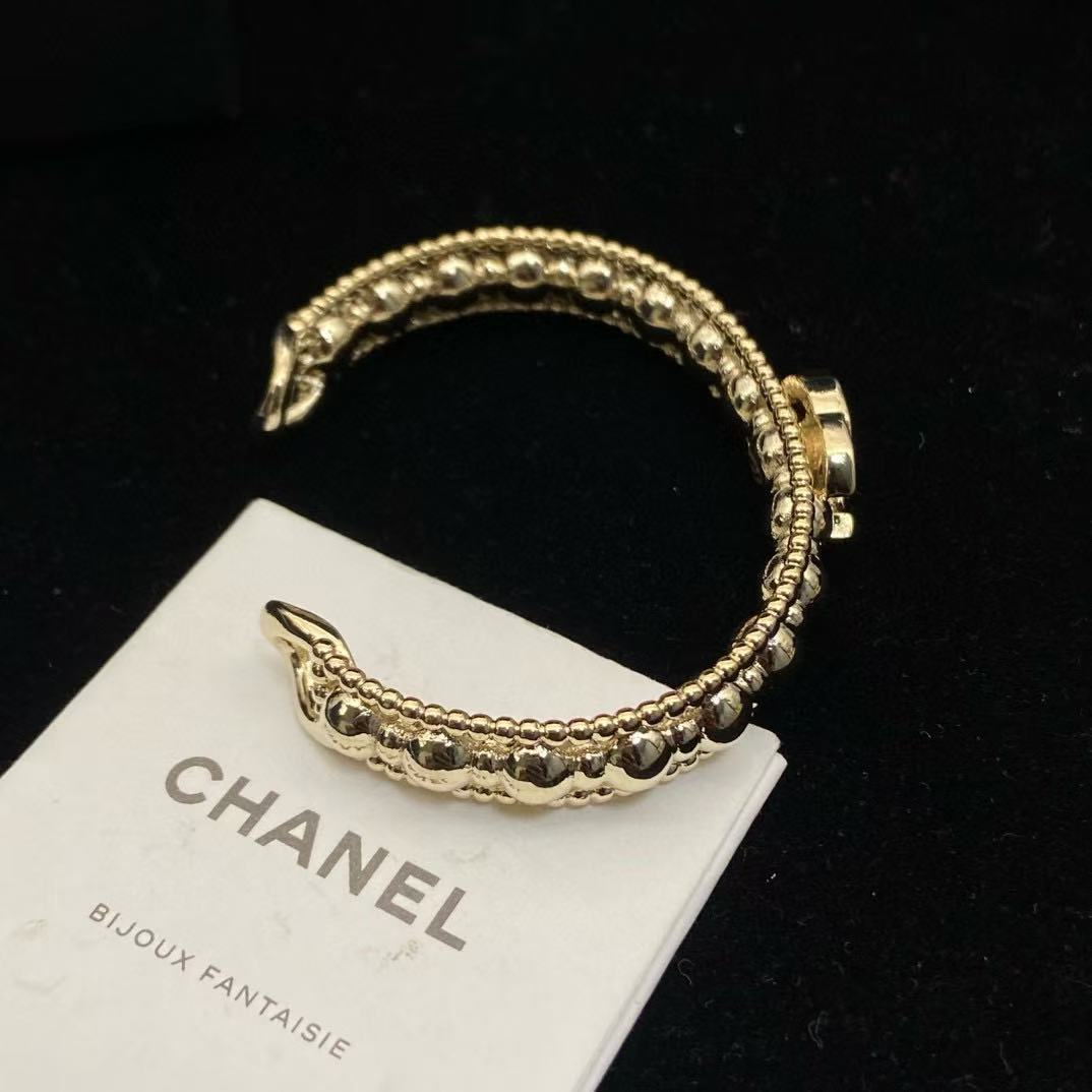 CHANE1 ダブルCロゴブレスレット【50％割引+送料無料】