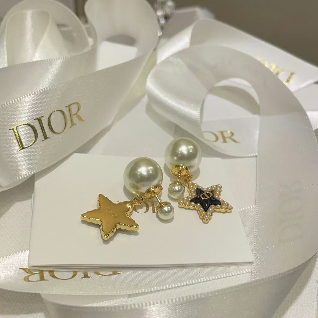 DI0R パール五芒星ピアス【50％割引+送料無料】