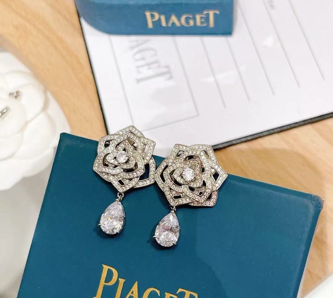 P1AGET ローズドロップ イヤリング【50%割引+送料無料】