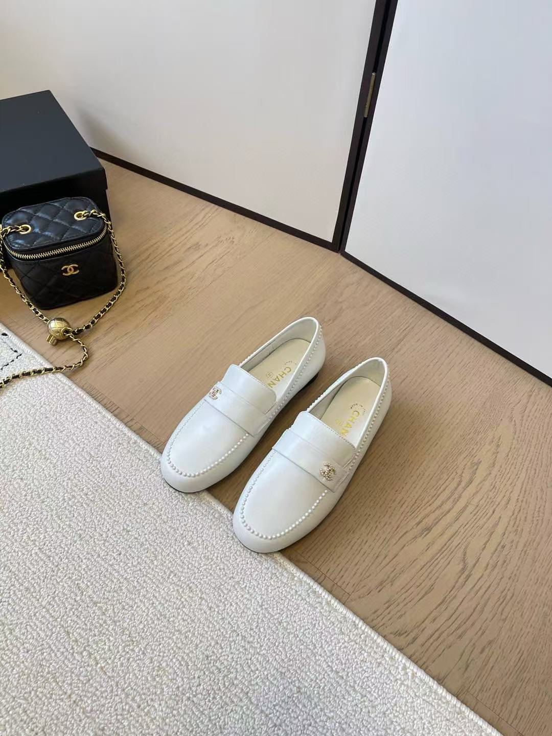 CHANE1 高品質シンプルフラットシューズ【50%割引+送料無料】