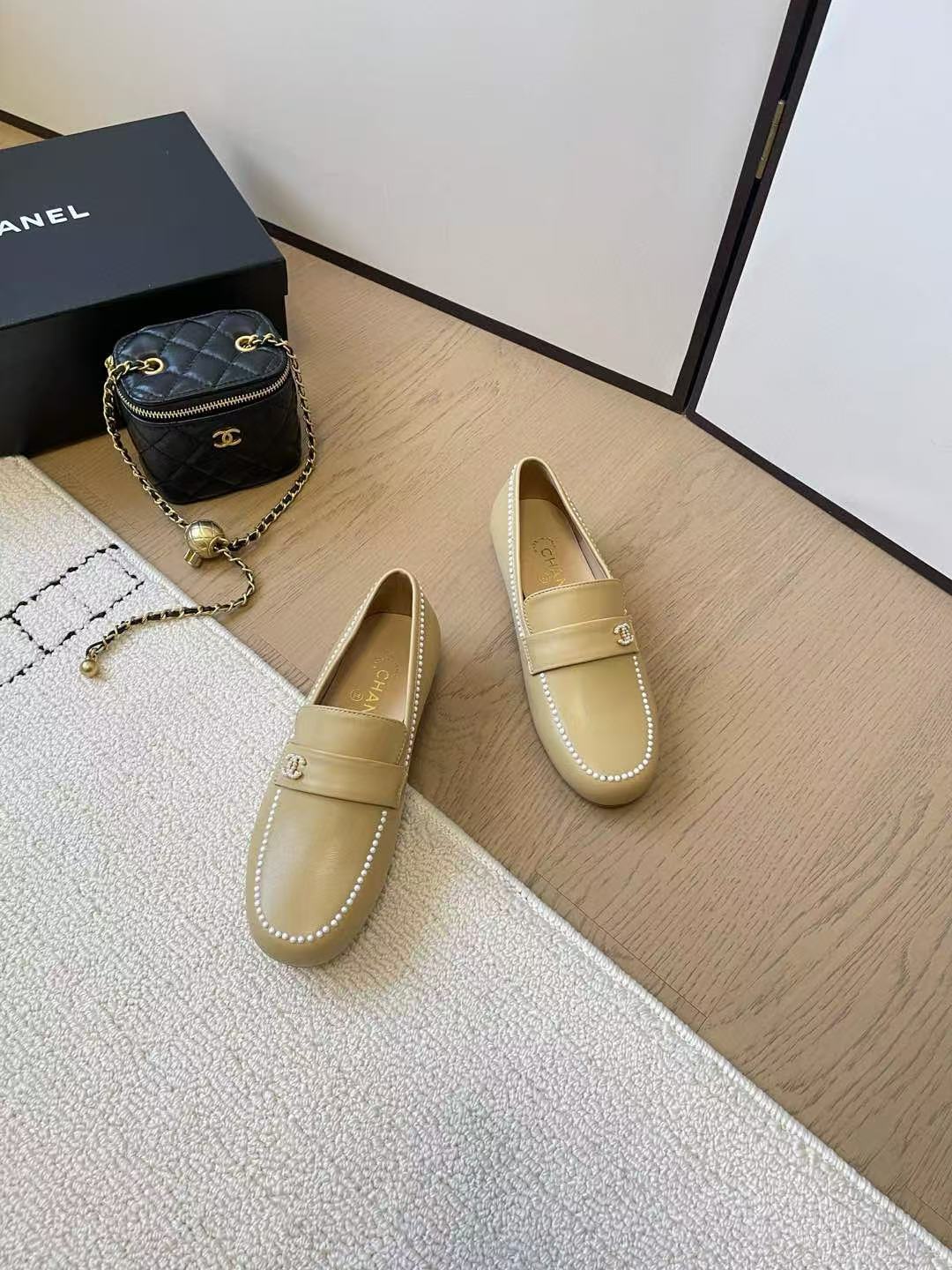 CHANE1 高品質シンプルフラットシューズ【50%割引+送料無料】