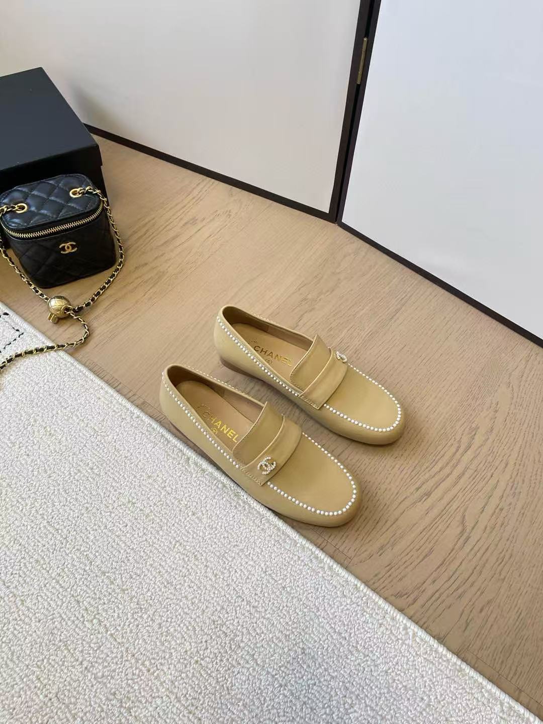 CHANE1 高品質シンプルフラットシューズ【50%割引+送料無料】