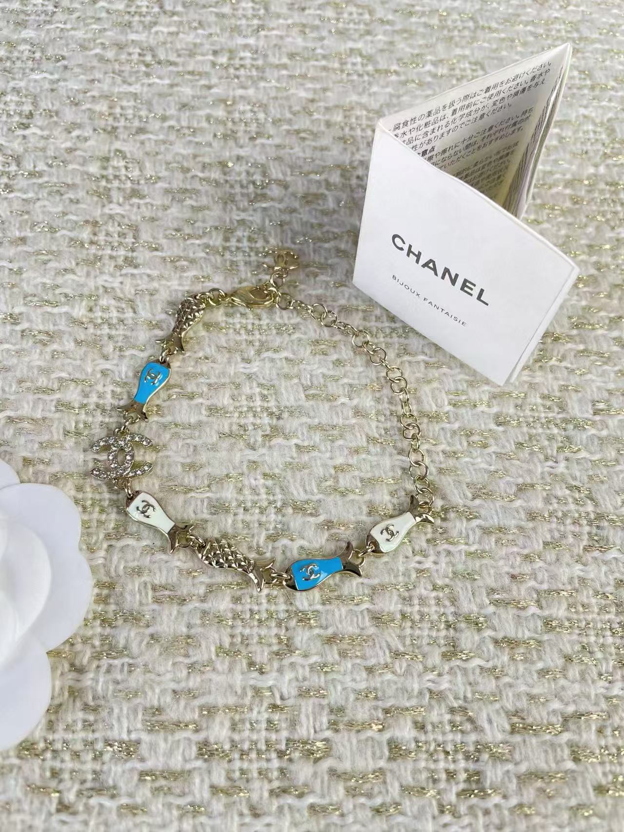 CHANE1 フィッシュエナメルネックレス【50％割引+送料無料】