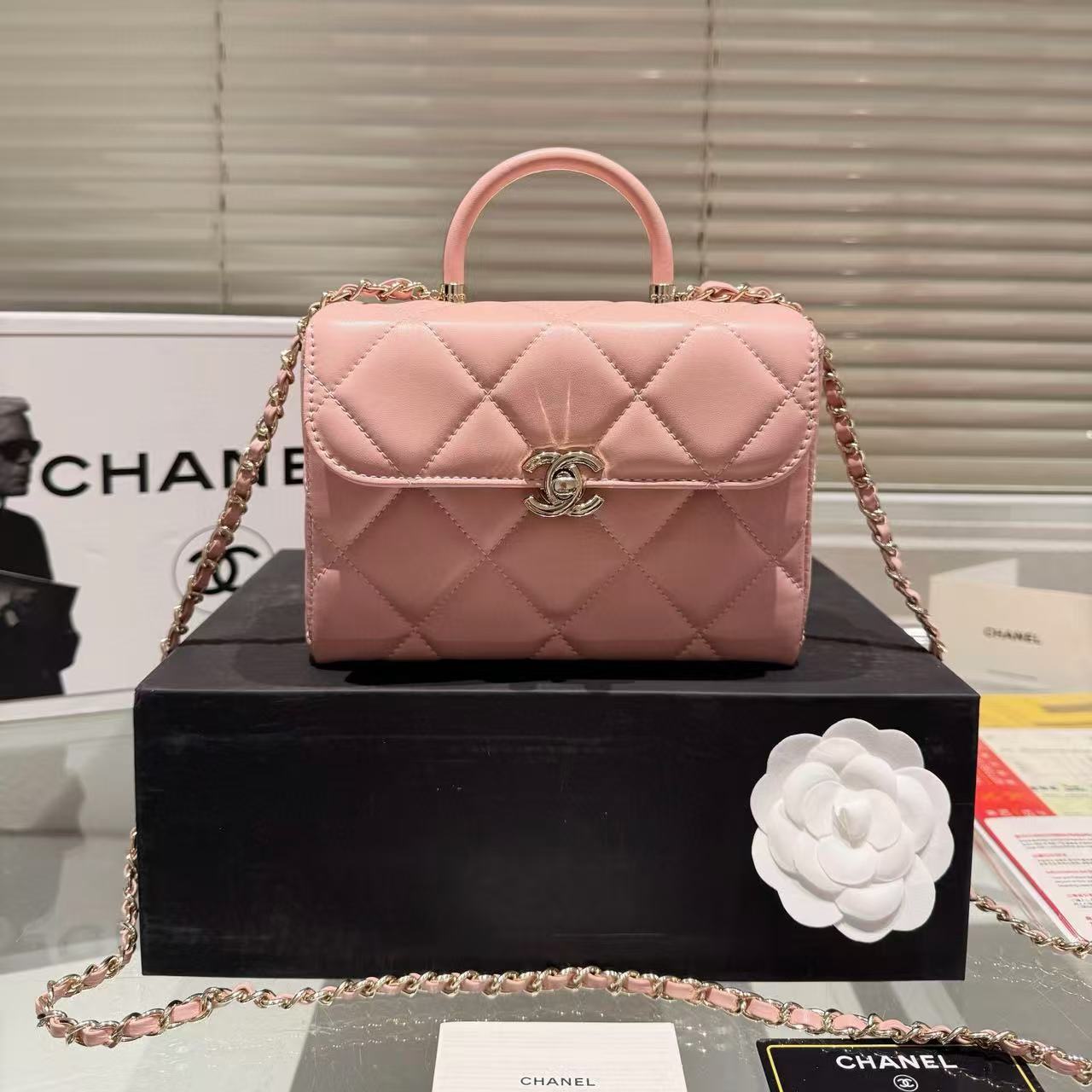 CHANE1 チェーンハンドバッグ【50％割引+送料無料】