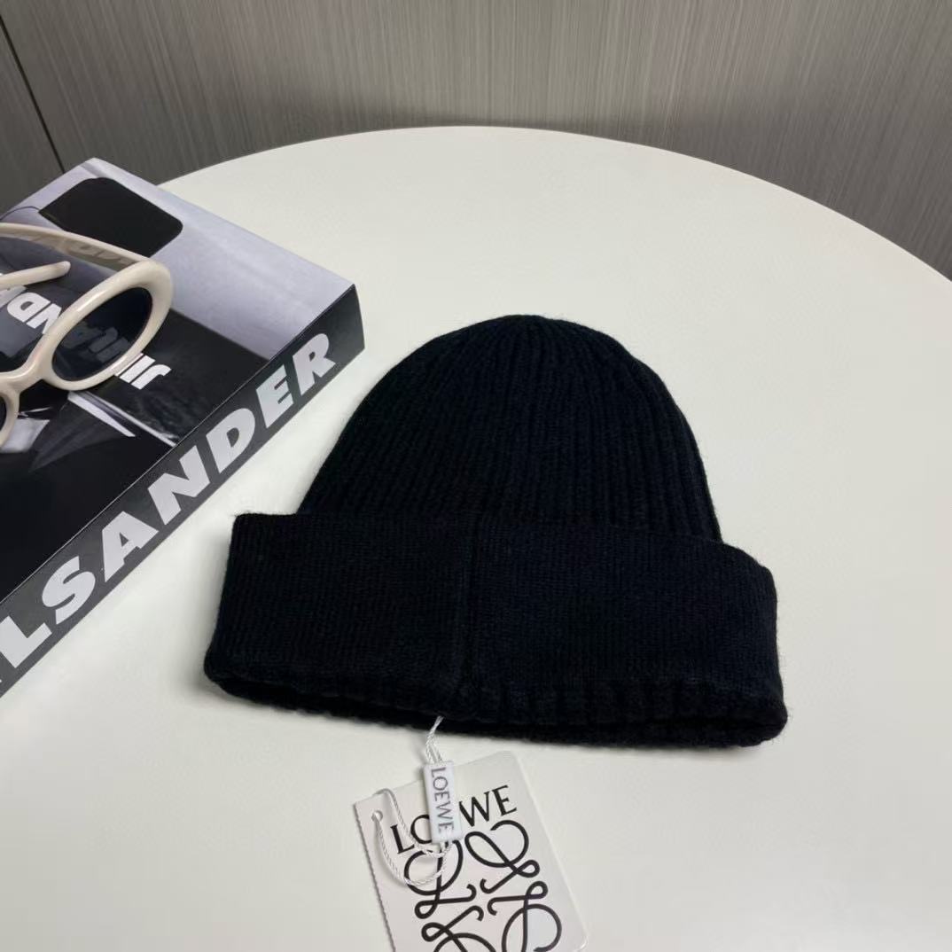 L0WEW 刺繍ニット帽【50％割引+送料無料】