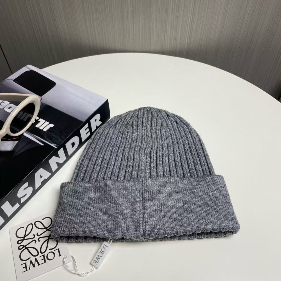 L0WEW 刺繍ニット帽【50％割引+送料無料】