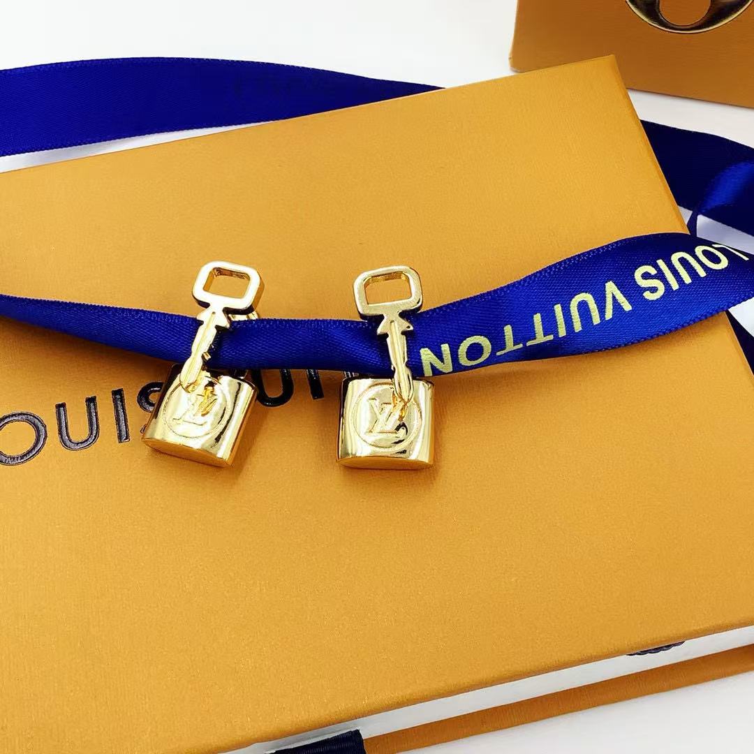 LVロックヘッドピアス【50%割引+送料無料】