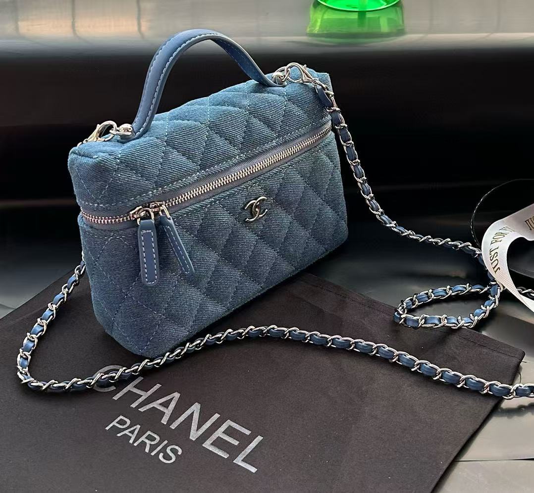 CHANE1 デニムチェーンハンドバッグ【50％割引+送料無料】
