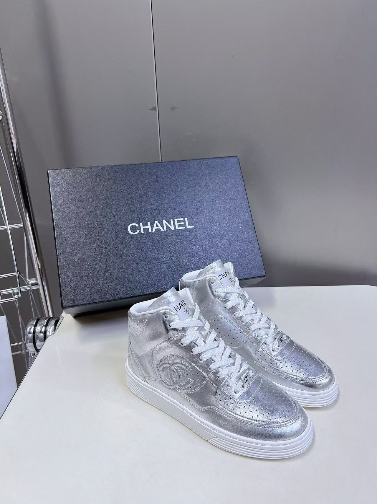 CHANE1高品質パンダのハイトップシューズ【50％割引+送料無料】