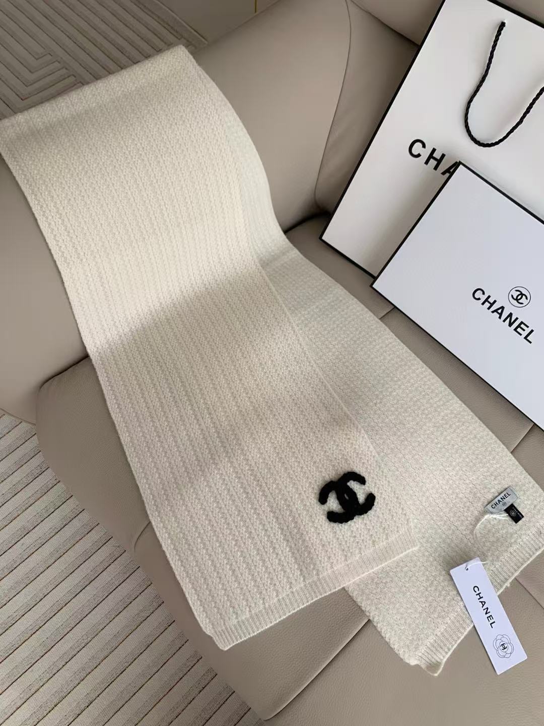 CHANE1 シンプルロゴウールマフラー【50％割引+送料無料】
