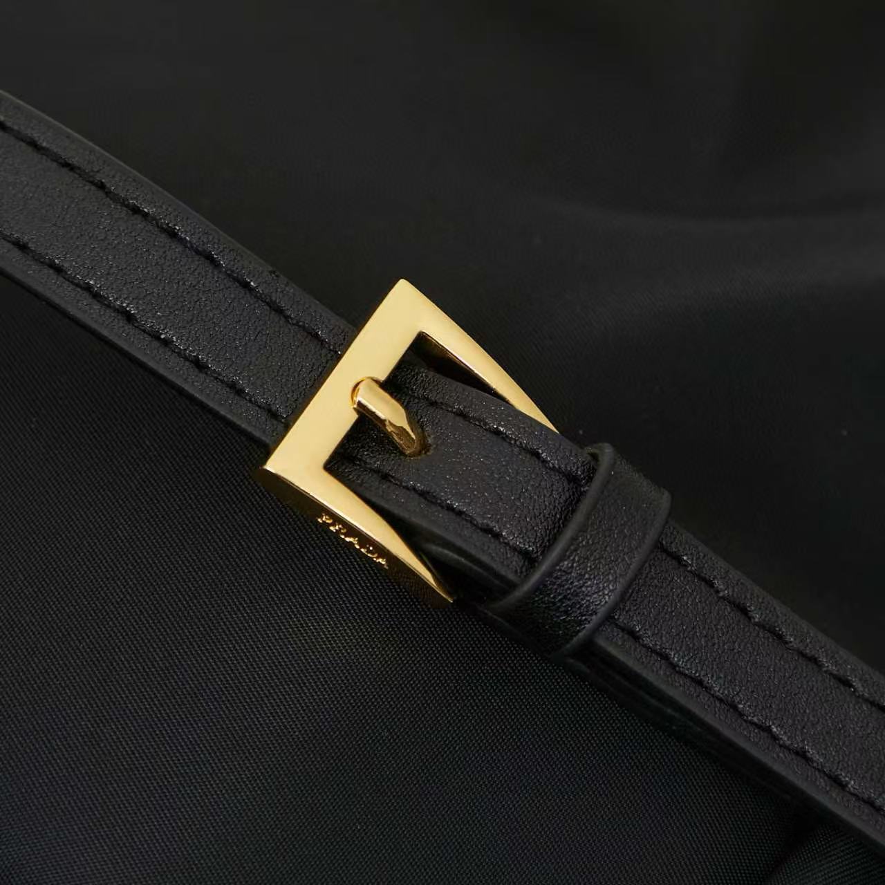 PR4DA ボウハンドバッグ【50％割引+送料無料】