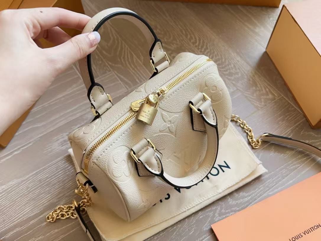 LV Speedyハンドバッグ【50％割引+送料無料】