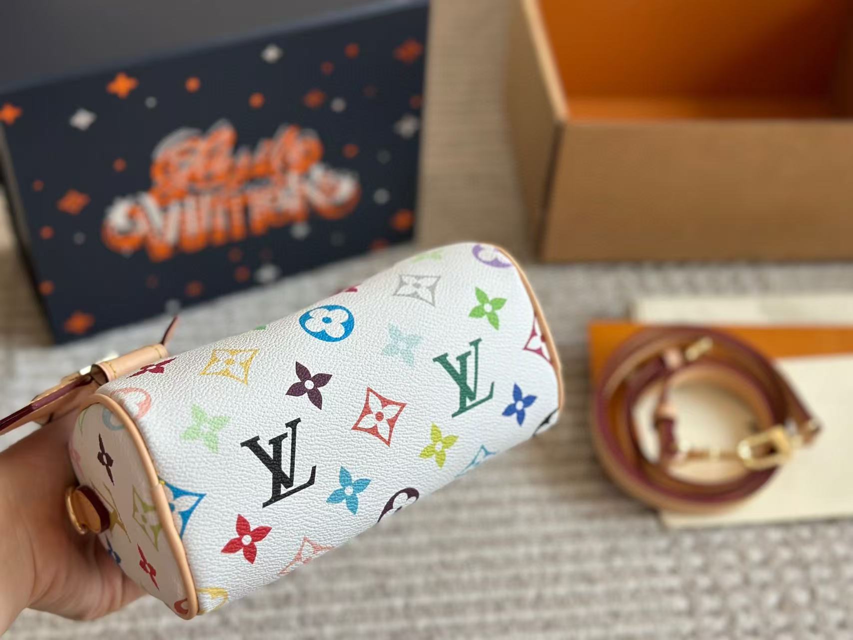 LV老眼ハンドバッグ【50％割引+送料無料】