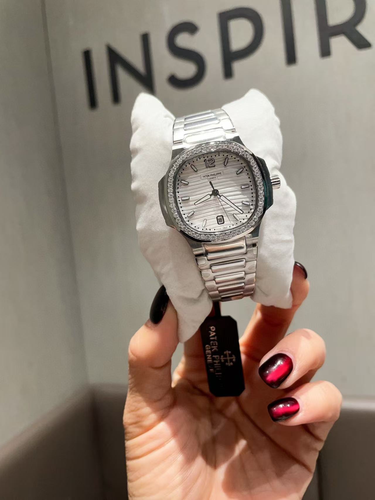 PATEK PH1LIPPE ノーチラス 7118 シリーズ レディース時計【50％割引+送料無料】
