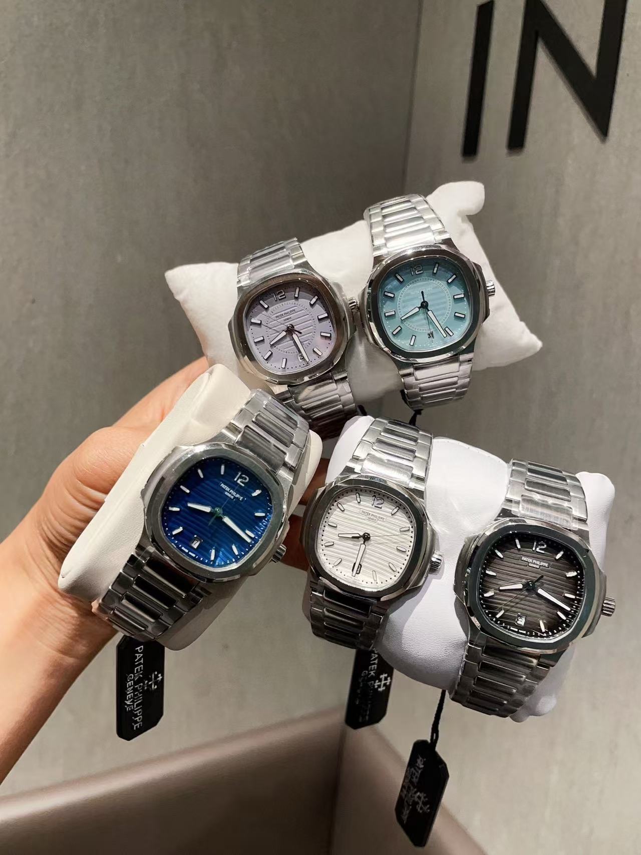 PATEK PH1LIPPE ノーチラス 7118 シリーズ シンプル レディース 腕時計【50％割引+送料無料】