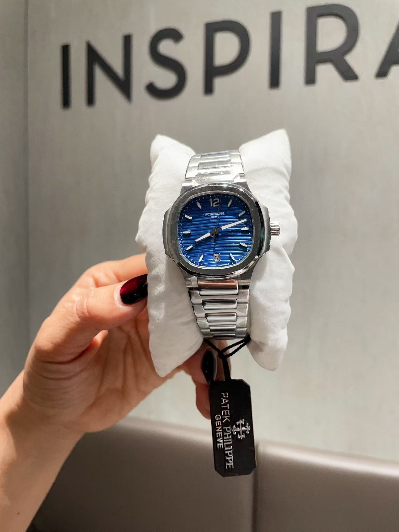 PATEK PH1LIPPE ノーチラス 7118 シリーズ シンプル レディース 腕時計【50％割引+送料無料】
