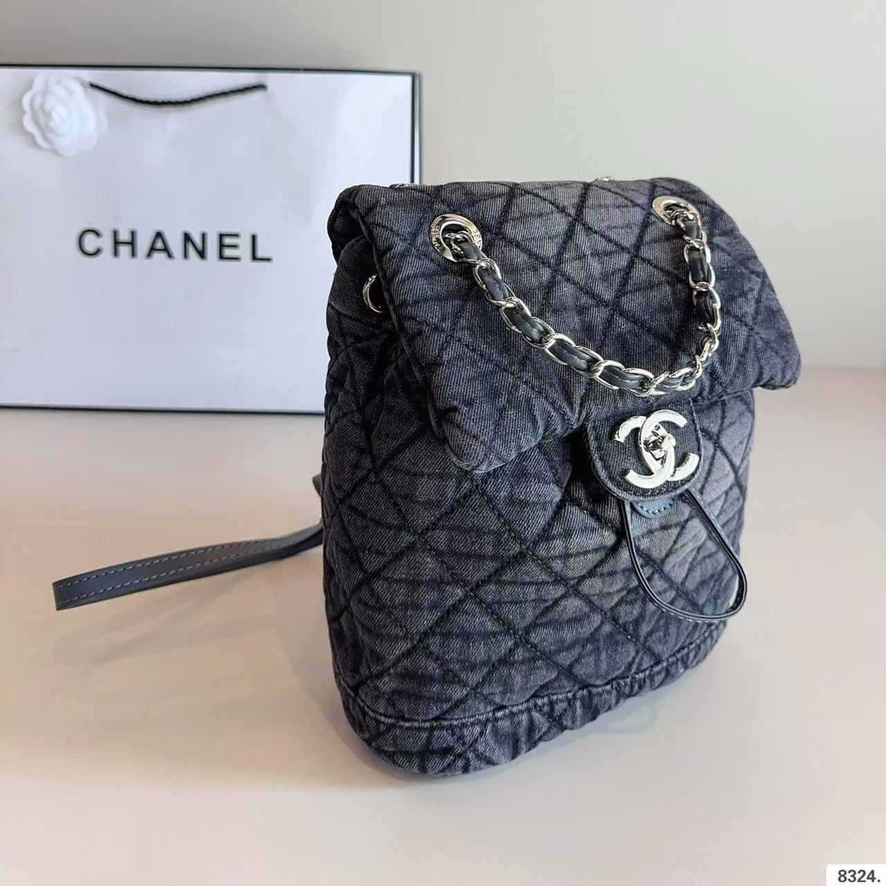 ＣＨＡＮＥＬデニムチェーンバックパック【50％割引+送料無料】