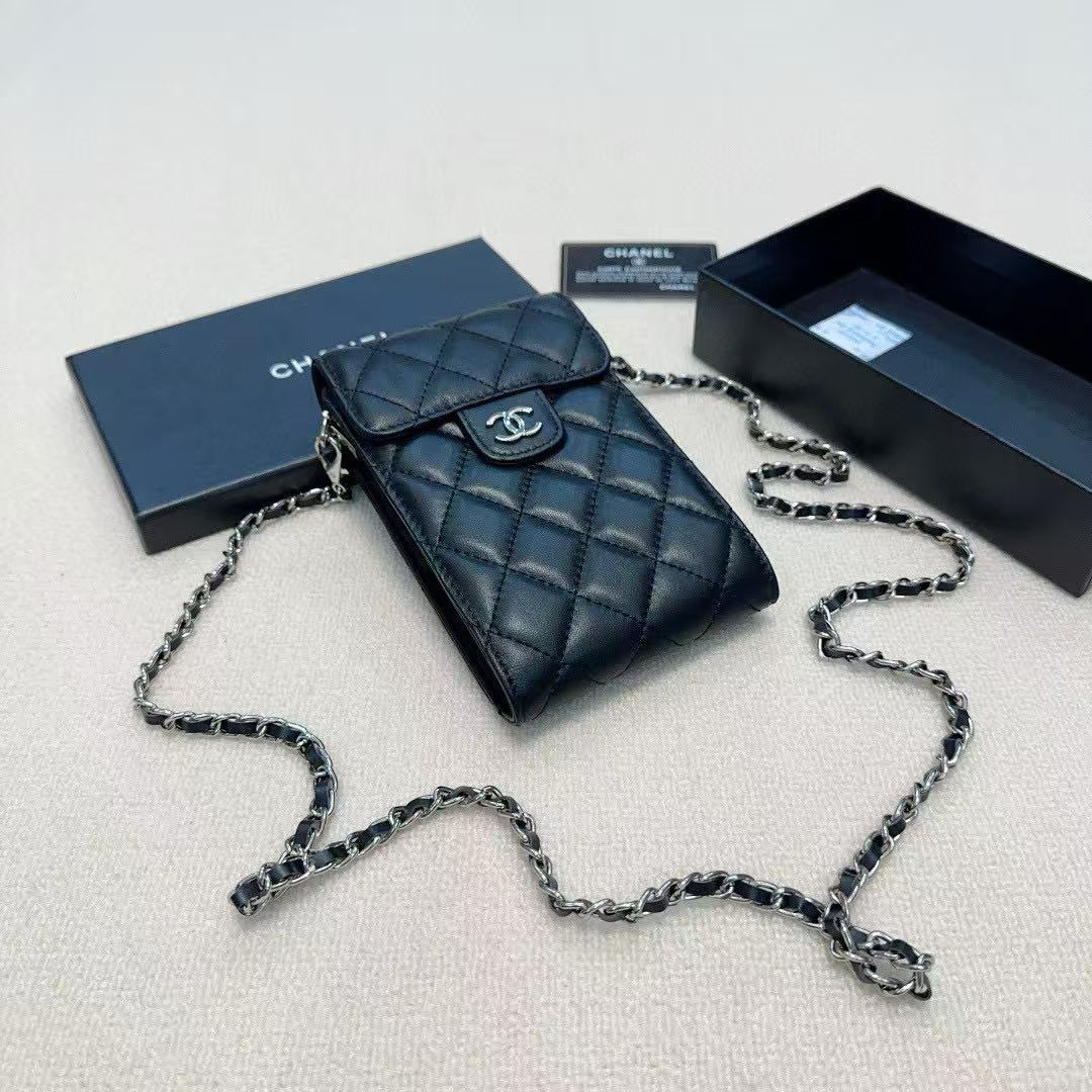 ＣＨＡＮＥＬチェーンフォンバッグ【50％割引+送料無料】