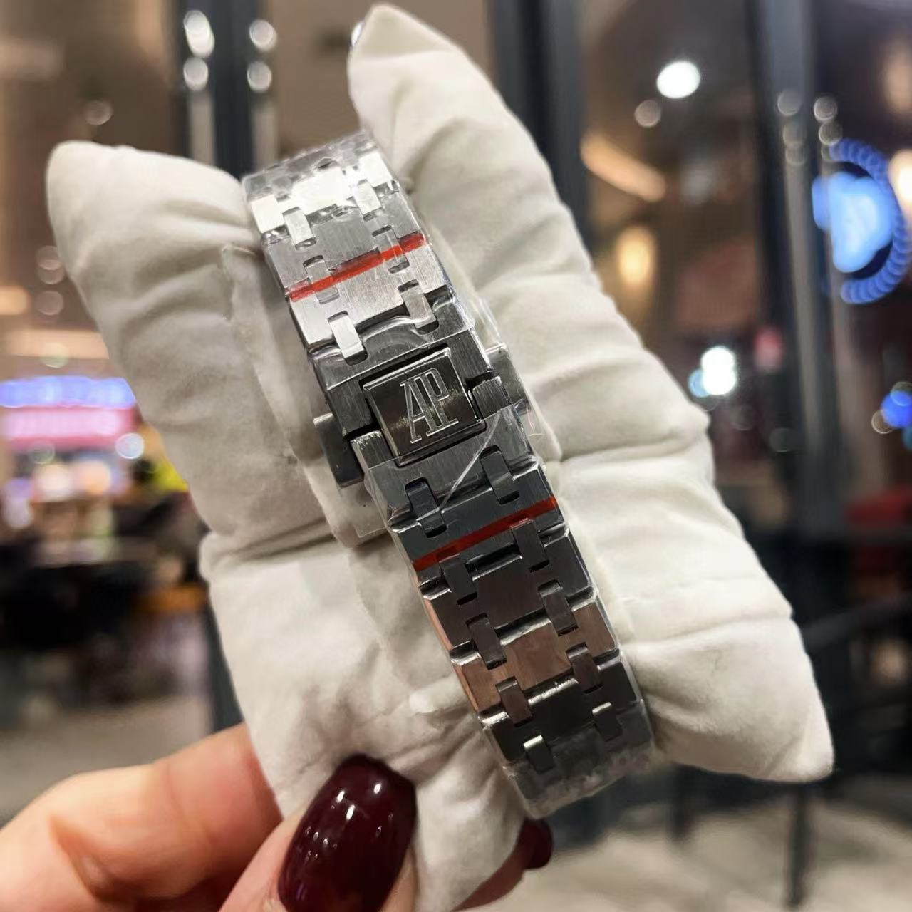 Audemarsp1guet 高品質のスチールバンドダイヤモンドレディース腕時計【50％割引+送料無料】