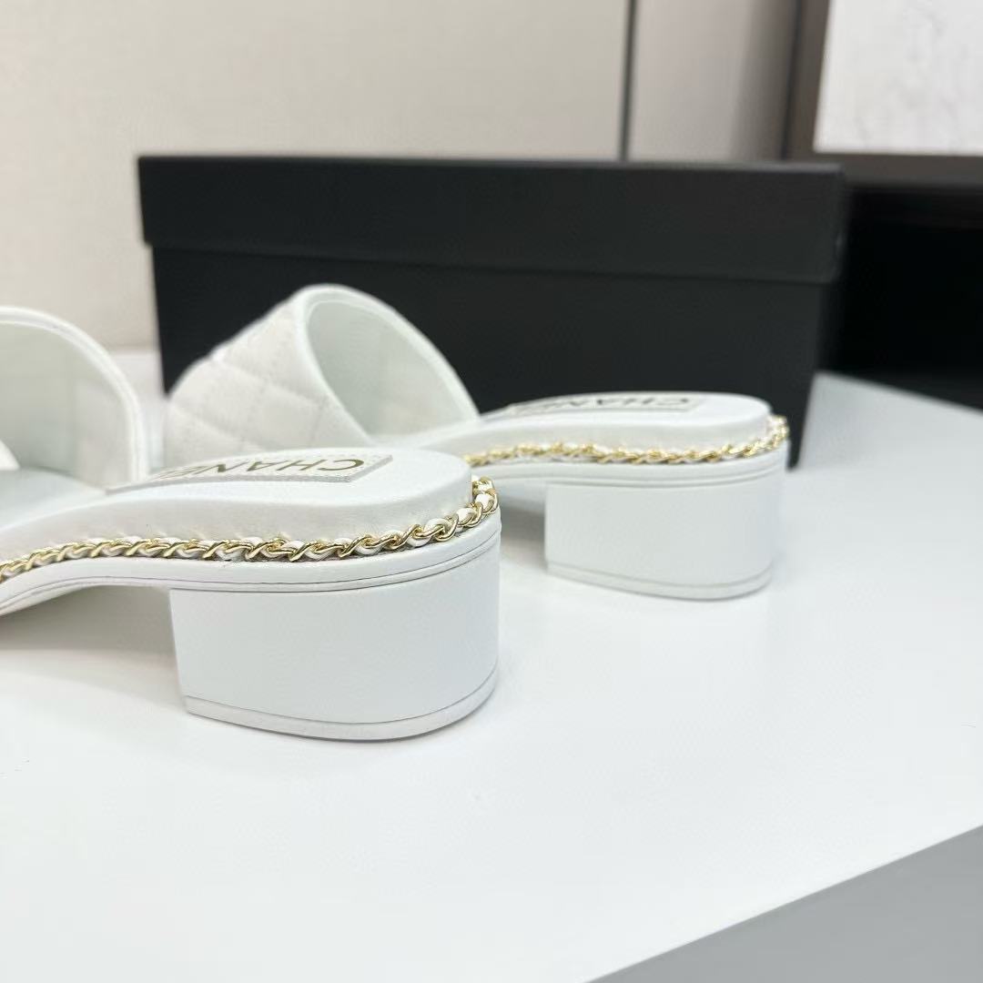 CHANE1 高品質ダブルCロゴシープスキンローヒール【50％割引+送料無料】