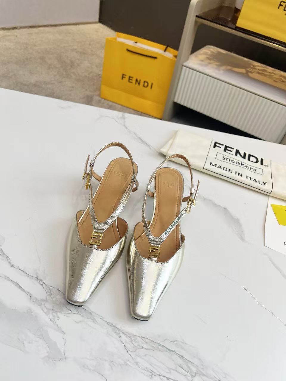 FEND1 高品質シープスキン ポインテッドトゥ ローヒール【50％割引+送料無料】