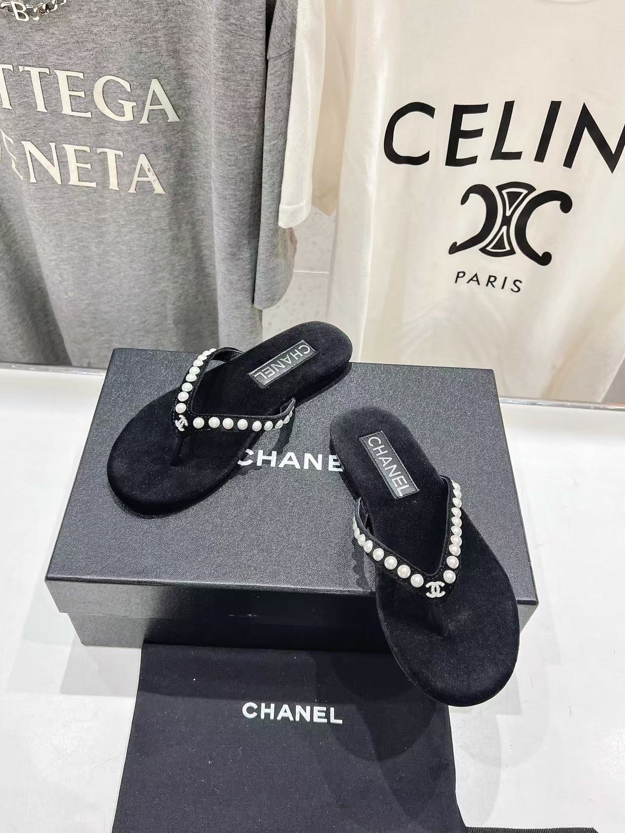 CHANE1 高品質ベルベットパールスリッパ【50%割引+送料無料】