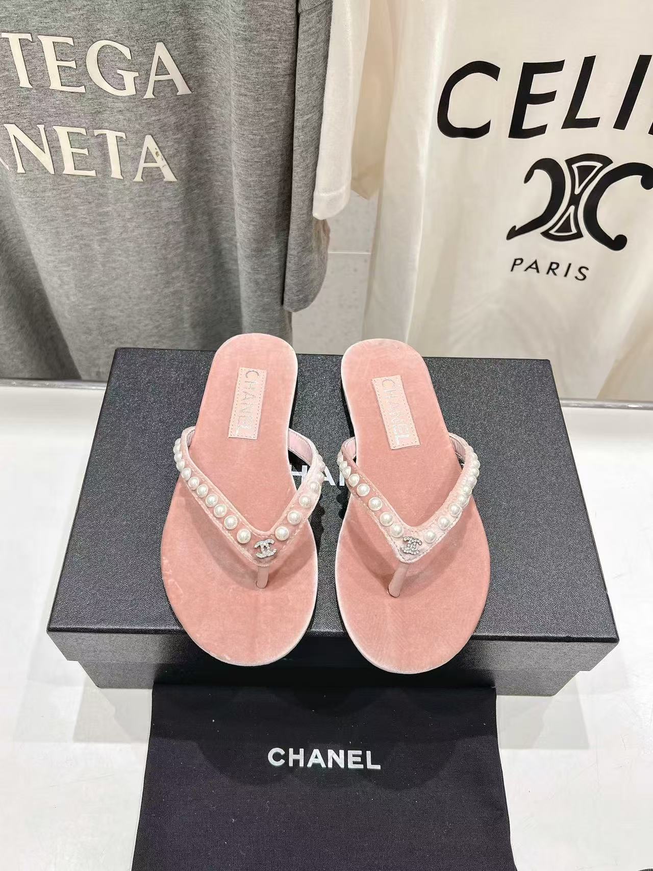 CHANE1 高品質ベルベットパールスリッパ【50%割引+送料無料】