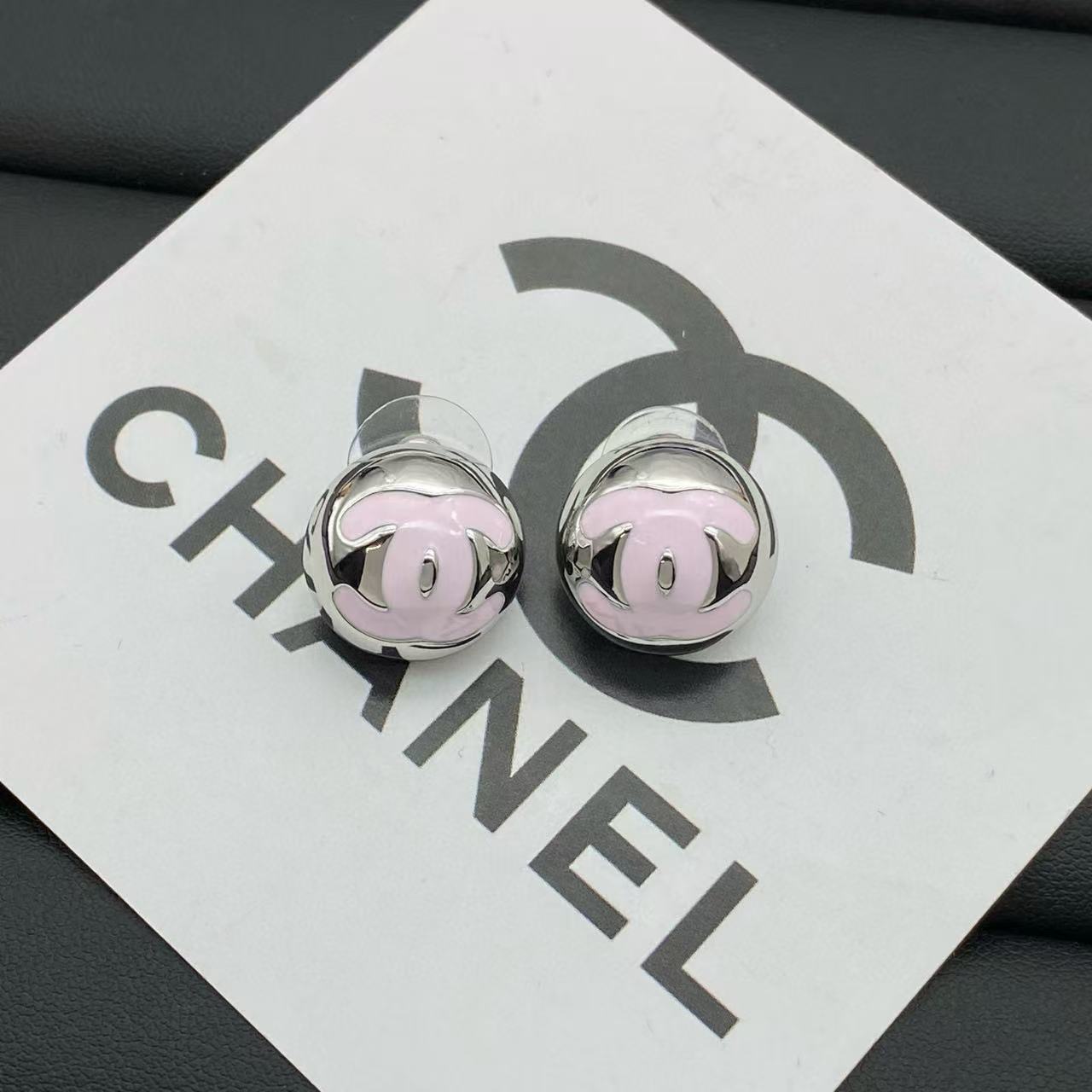 CHANE1 シンプルラウンドダブルCロゴイヤリング【50％割引+送料無料】