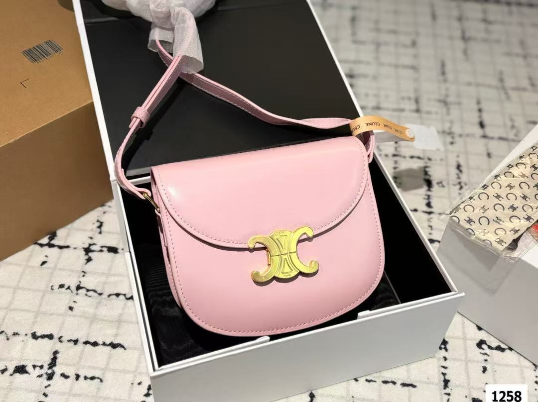 CEL1NE 凱旋門レザーショルダーバッグ【50%割引+送料無料】