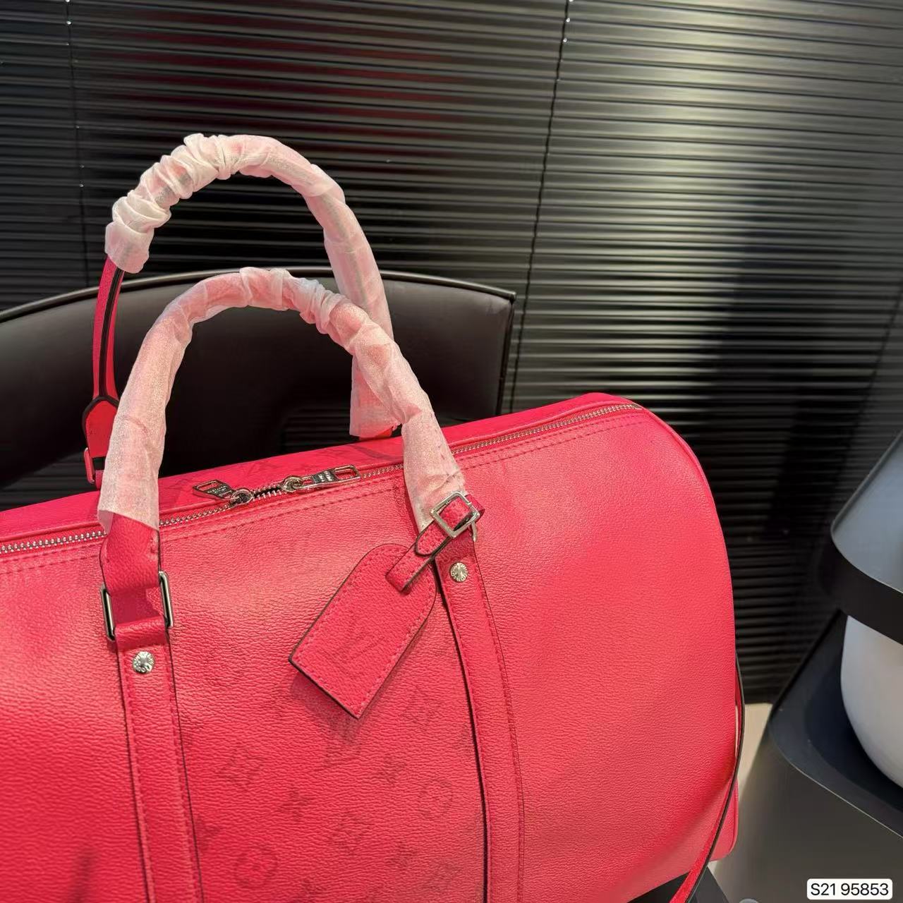 LV ユニセックス トラベルバッグ【50%割引+送料無料】