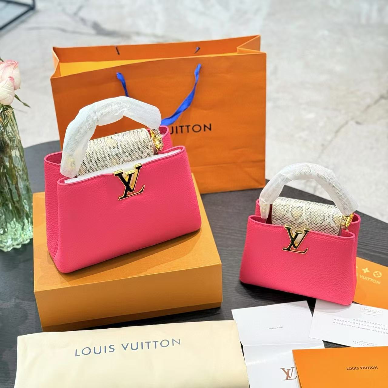 LV Capucinesシリーズハンドバッグ【50％割引+送料無料】